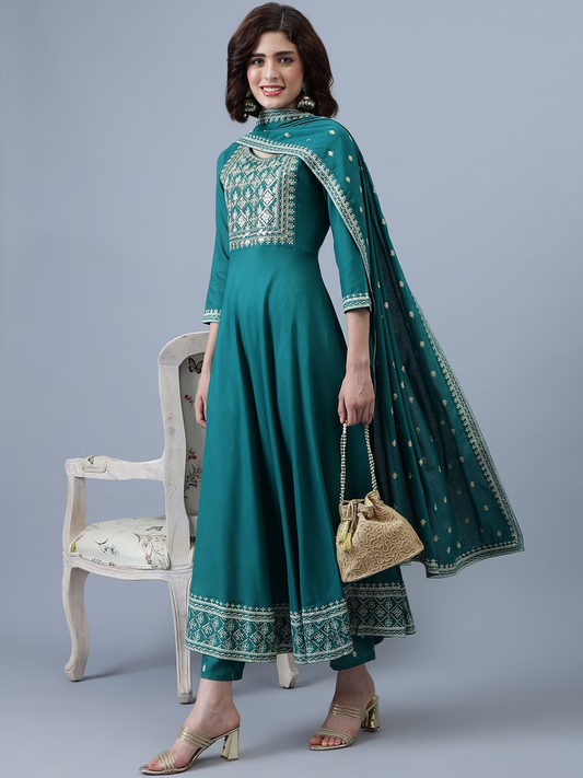 Ethnic Motifs Embroidered Sequinned Kurta With Trousers & Dupatta