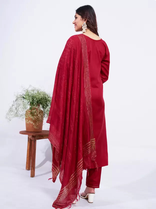 Women Cotton Blend Kurta Pant Dupatta Set