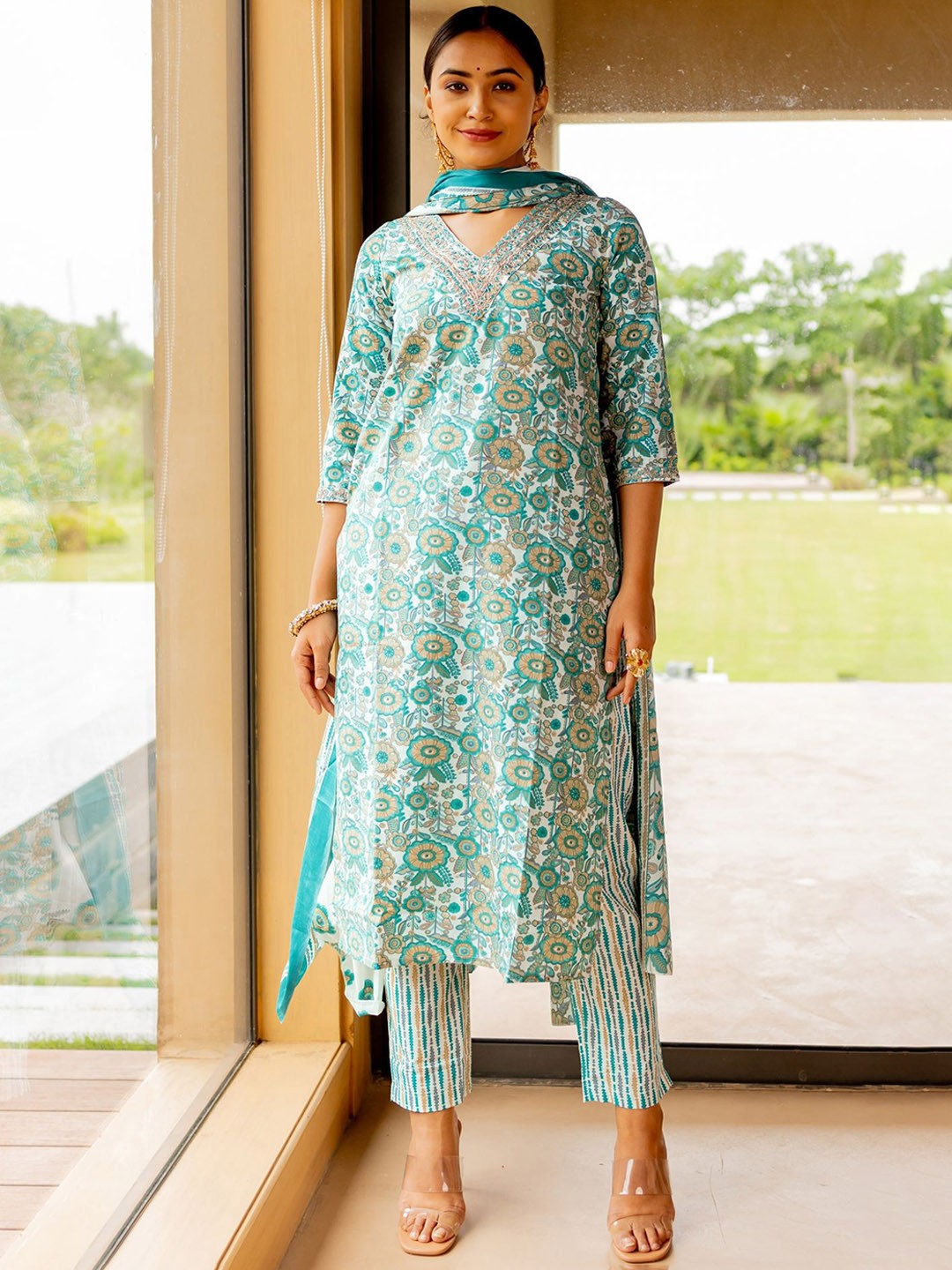 Floral Printed Sequinned Kurta with Trousers & Dupatta