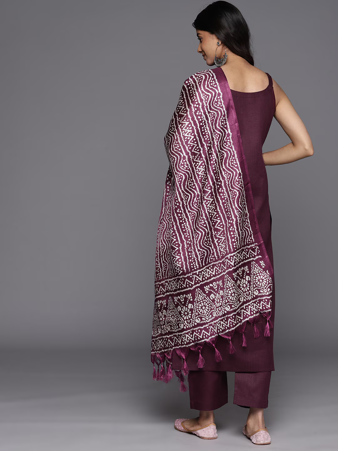 Regular Kurta With Trousers & Dupatta