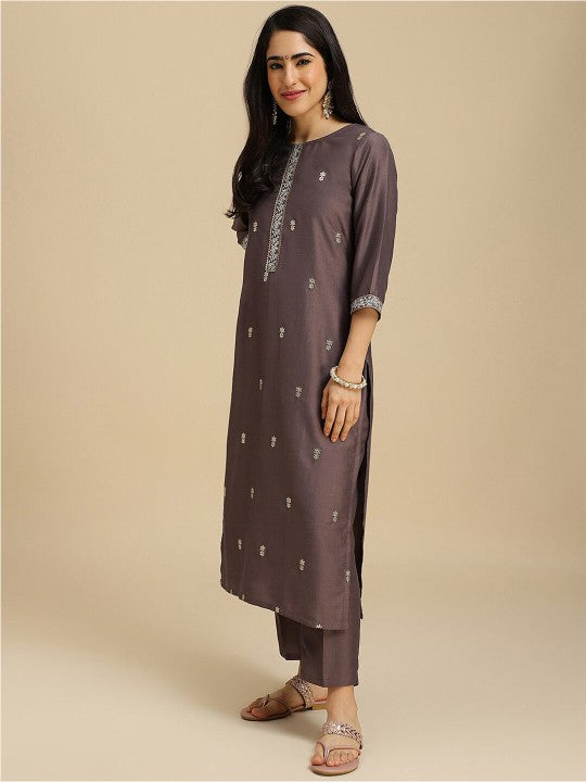 Floral Embroidered Regular Gotta Patti Kurta With Trousers & Dupatta