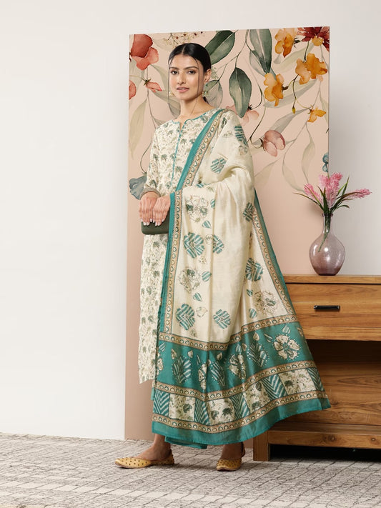 Women Silk Blend Kurta and Trousers Set