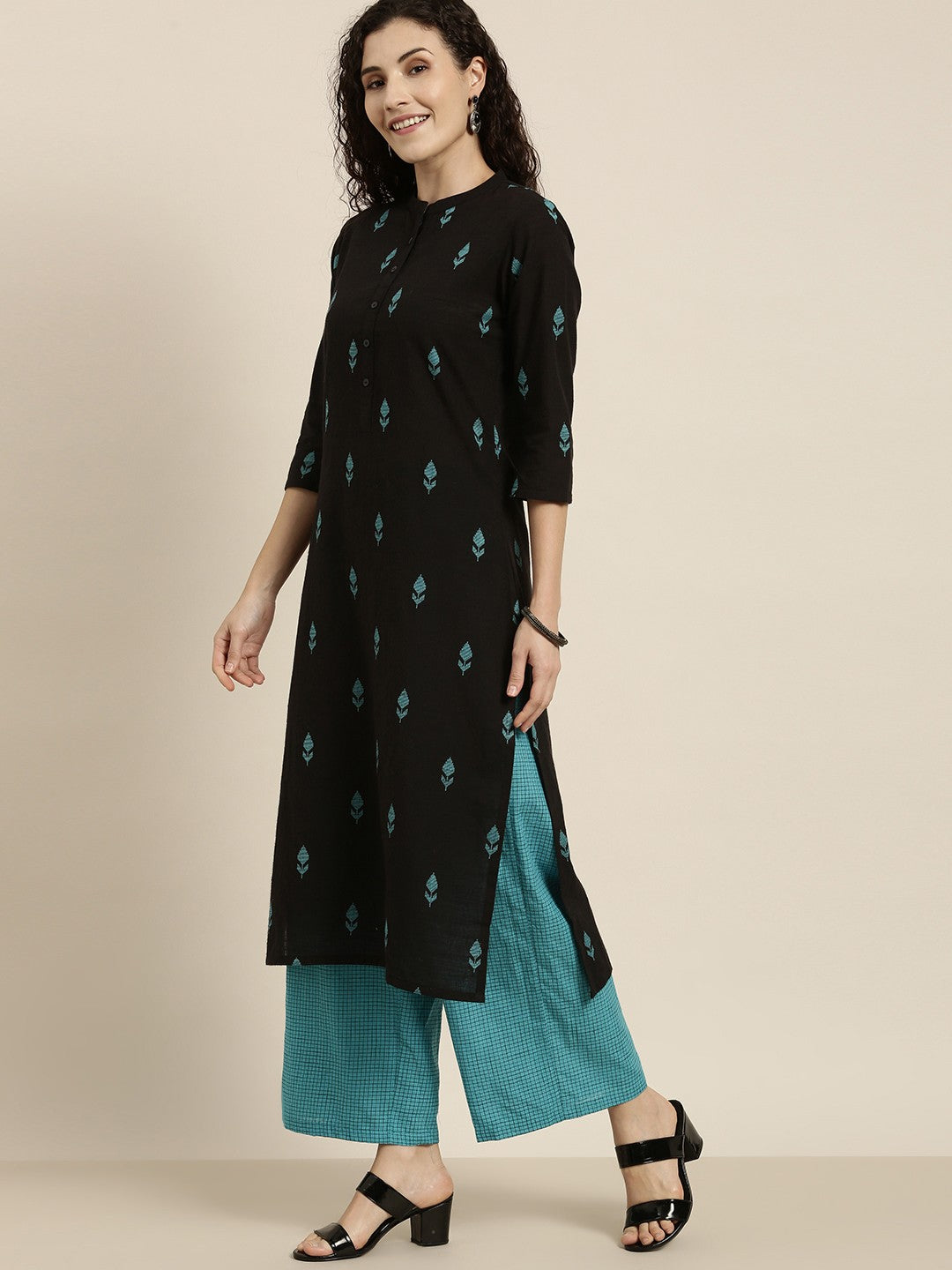 Women Black Printed Kurta with Palazzos