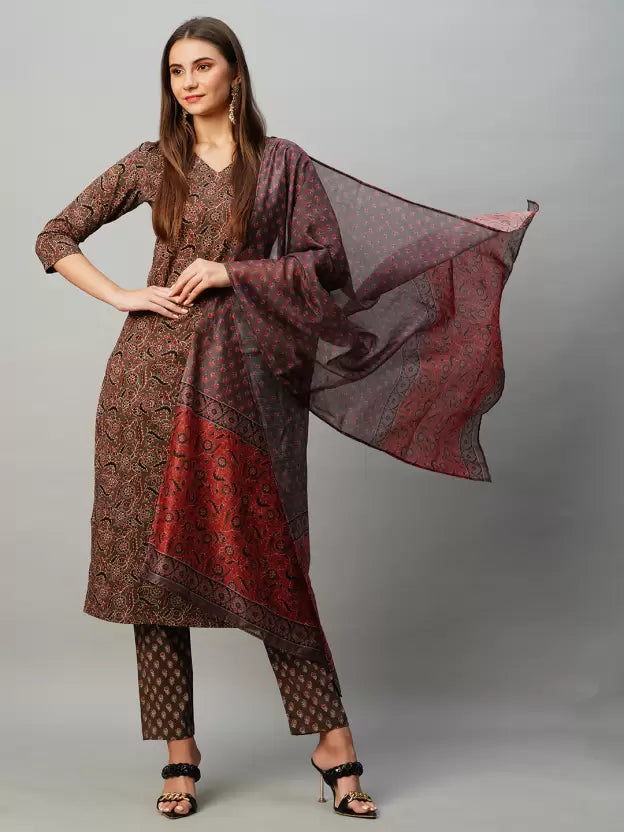 Women Cotton Blend Kurta Pant Dupatta Set