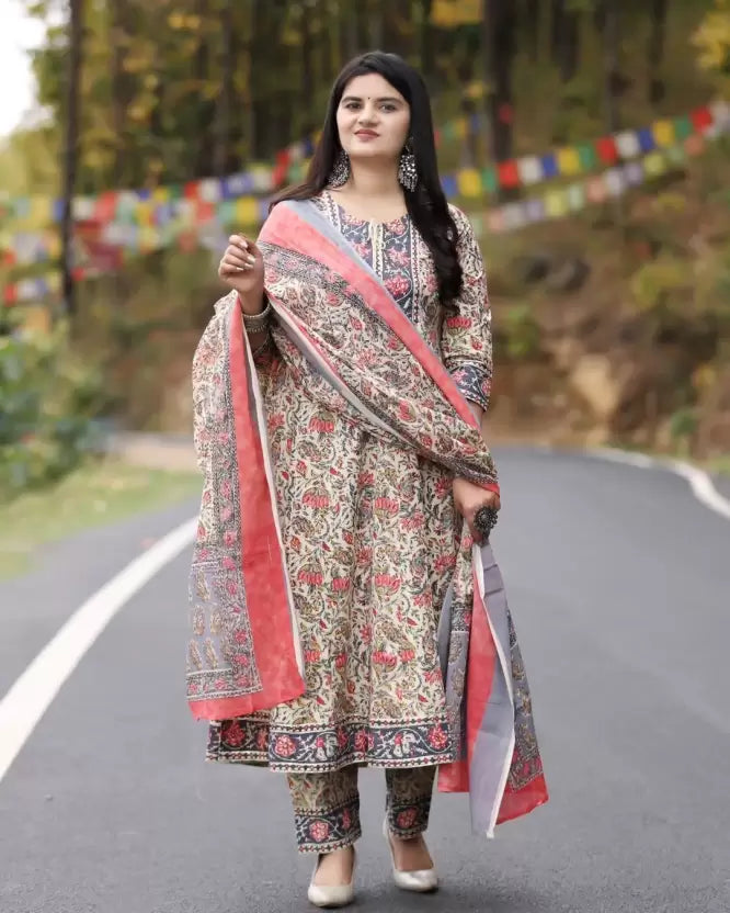 Women Cotton Rayon Kurta Pant Dupatta Set