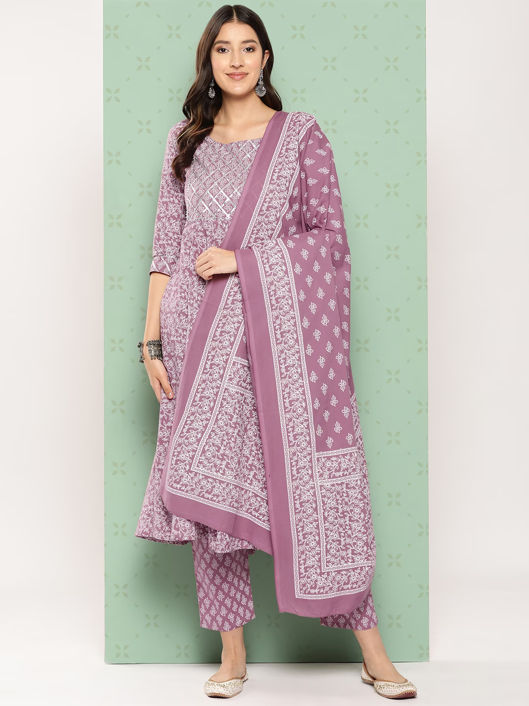 Women Ethnic Motifs Printed Empire Gotta Patti Kurta with Trousers & With Dupatta