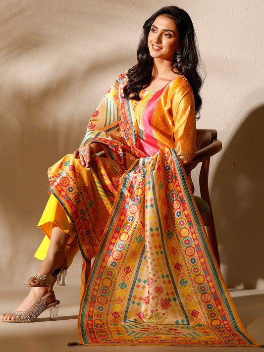 Women Ethnic Motifs Printed Regular Kurta with Trousers & With Dupatta