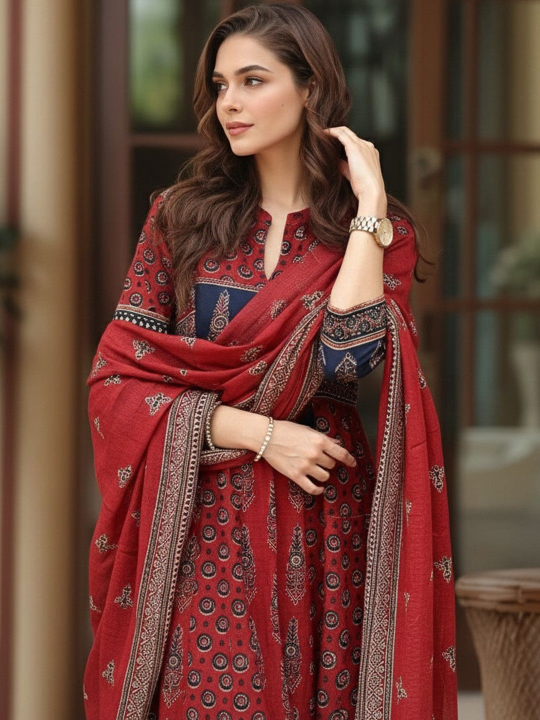 Women Ethnic Motifs Printed Regular Kurta with Trousers & With Dupatta
