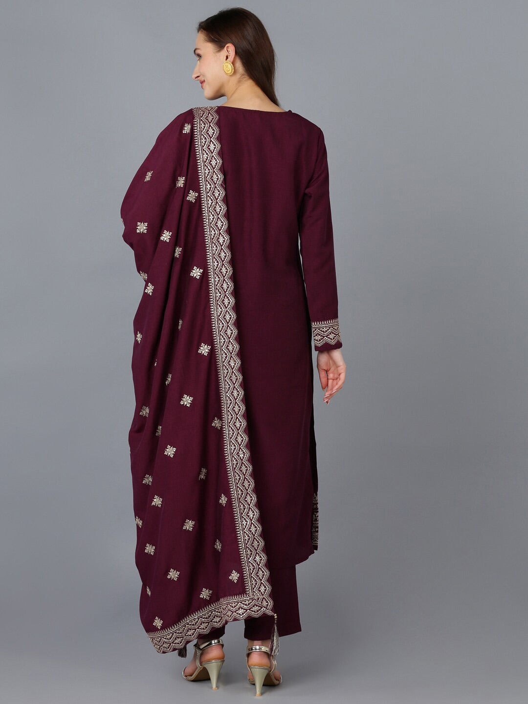 Women Floral Embroidered Sequinned Kurta With Trousers & Dupatta