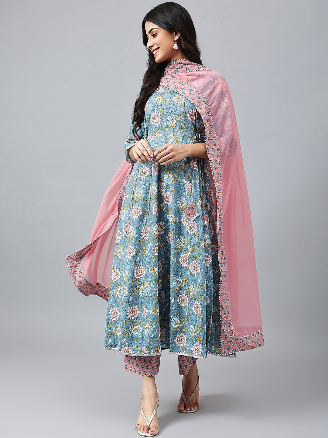 Women Floral Printed Gotta Patti Pure Cotton Kurta with Palazzos & Dupatta