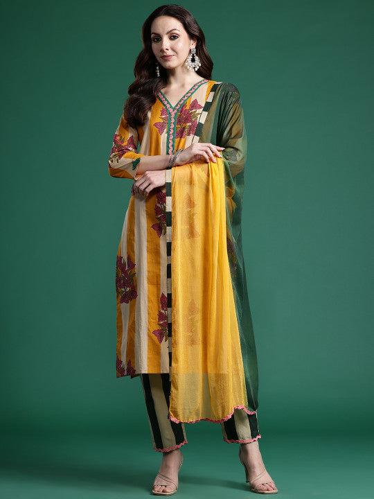 Women Floral Printed Regular Pure Cotton Kurta with Trousers & With Dupatta