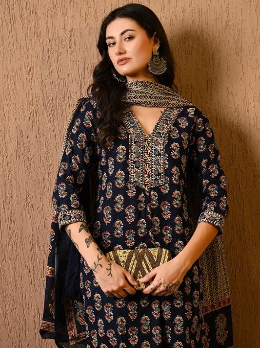 Women Floral Printed Sequinned Pure Cotton Kurta with Trousers & With Dupatta