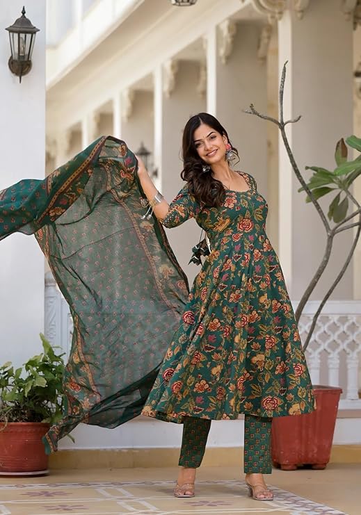 Womens Green Floral Printed Kurta with Pant and Dupatta Set