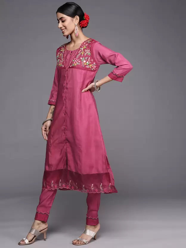 Women Kurta Pant And Dupatta Set Chanderi