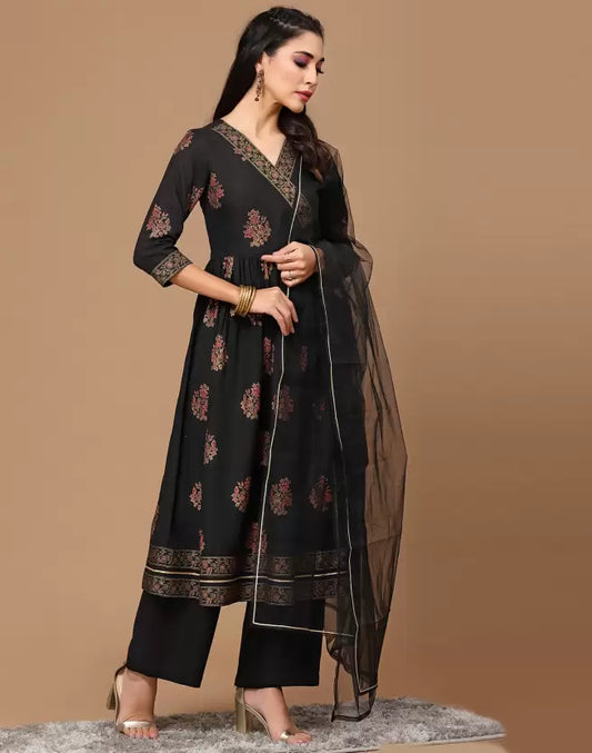 Women Kurta Pant And Dupatta Set Cotton Rayon