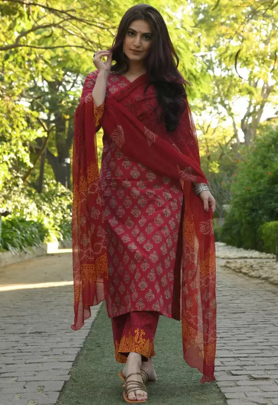 Women Kurta Pant And Dupatta Set Viscose Rayon