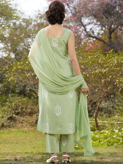 Women Printed Regular Pure Cotton Kurta with Trousers & With Dupatta