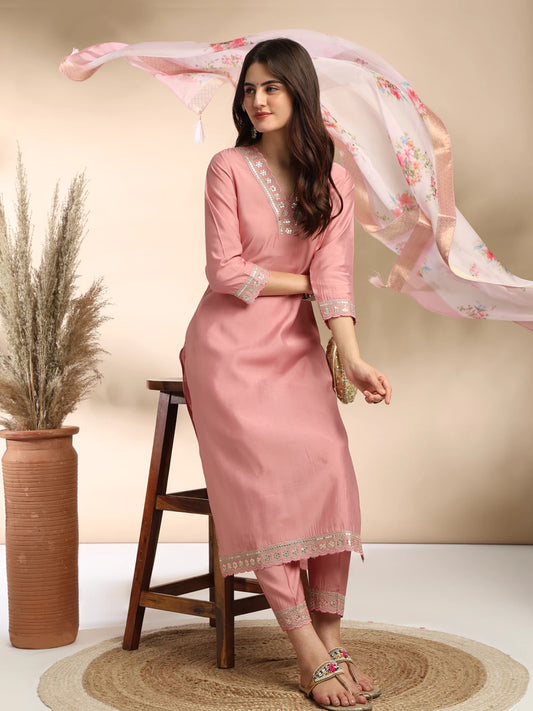 Women Silk Blend Kurta Pant Dupatta Set