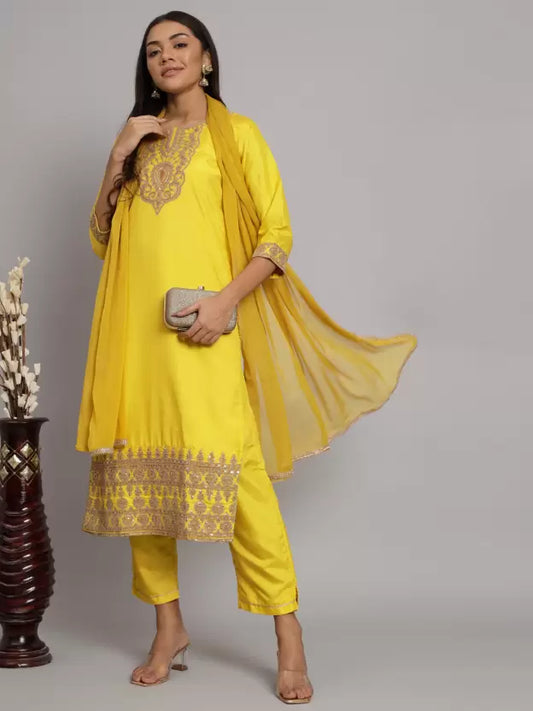 Women Silk Blend Kurta Pant Dupatta Set