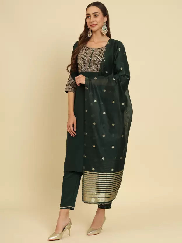 Women Silk Blend Kurta Pant Dupatta Set