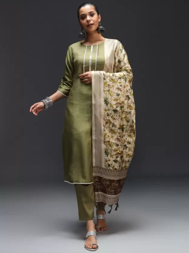 Women Silk Blend Kurta Pant Dupatta Set