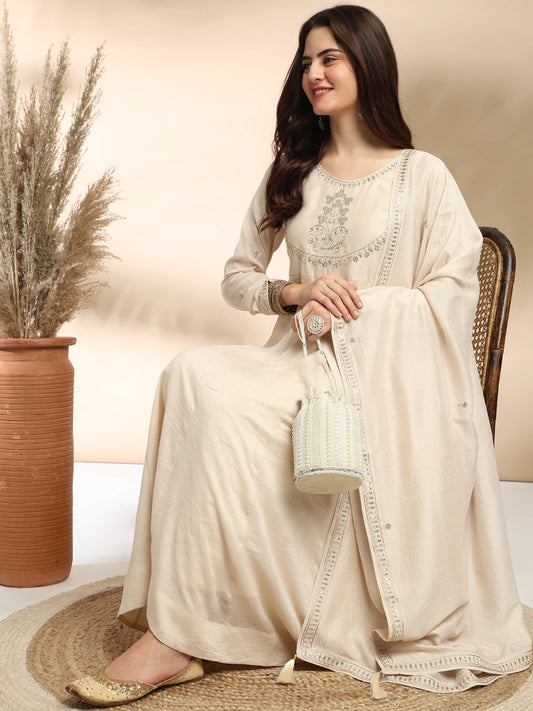 Women Silk Blend Kurta Pant Dupatta Set
