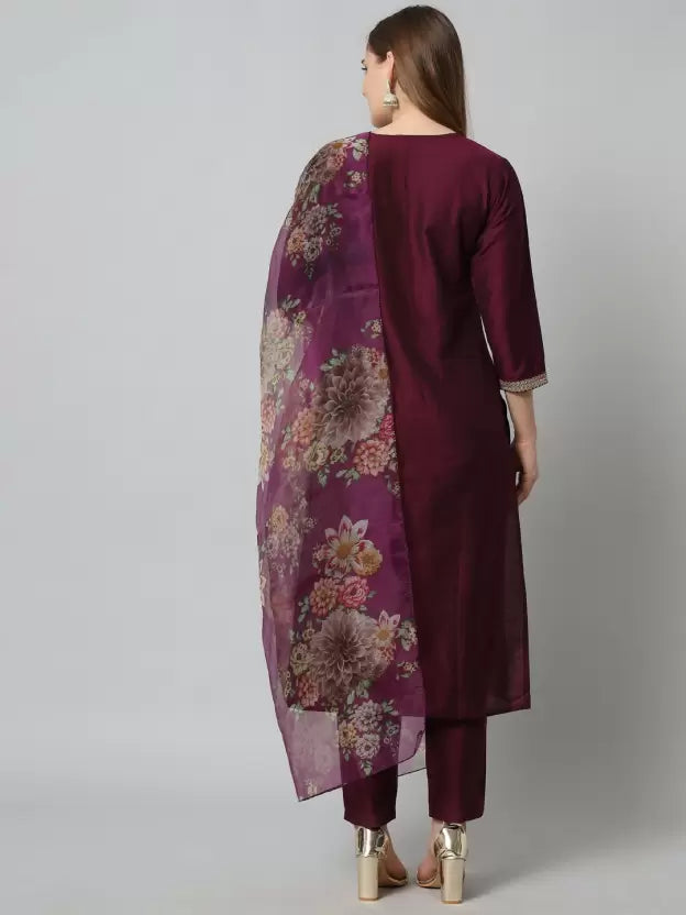 Women Silk Blend Kurta Pant Dupatta Set