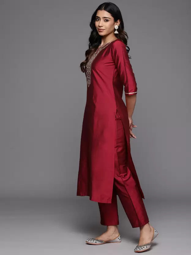 Women Silk Blend Kurta Trouser Dupatta Set