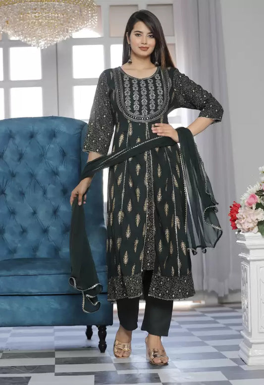 Women Viscose Rayon Kurta Pant Dupatta Set