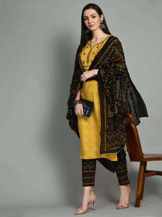 Women Viscose Rayon Kurta Pant Dupatta Set