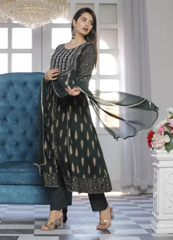 Women Viscose Rayon Kurta Pant Dupatta Set