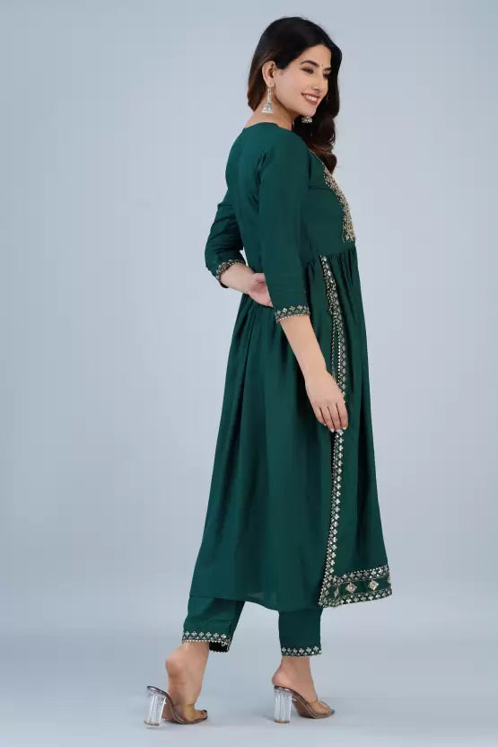 Women Black Viscose Rayon Kurta Pant Set