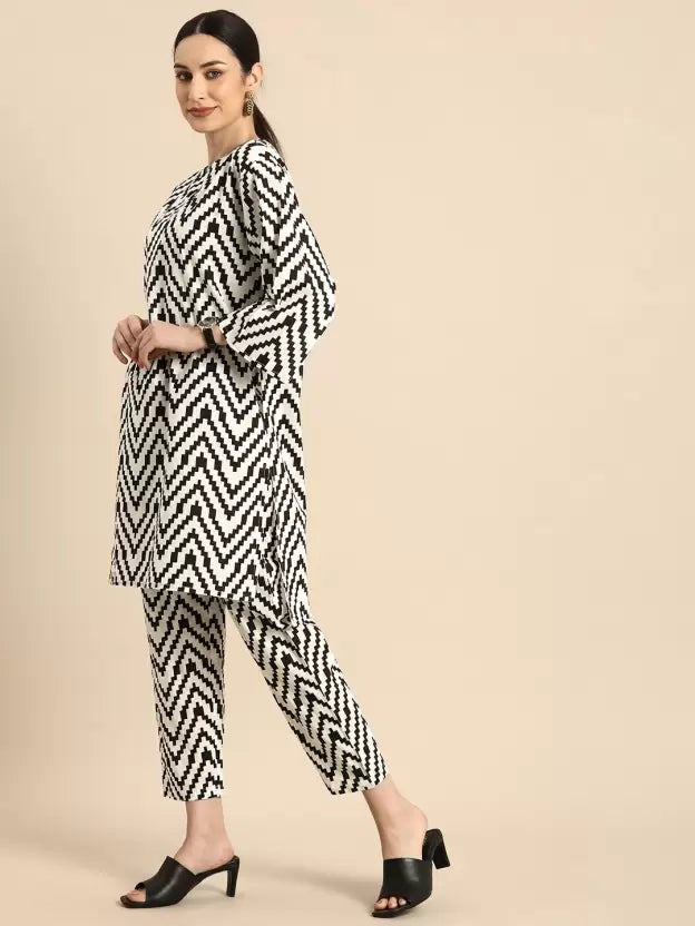 Women Viscose Rayon Kurta Pant Set