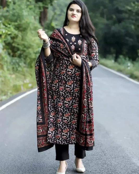 Women Viscose Rayon Kurta Pant And Dupatta Set