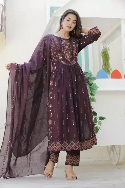 Women Viscose Rayon Kurta Pant And Dupatta Set