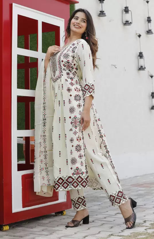 Women Viscose Rayon Kurta Pant And Dupatta Set