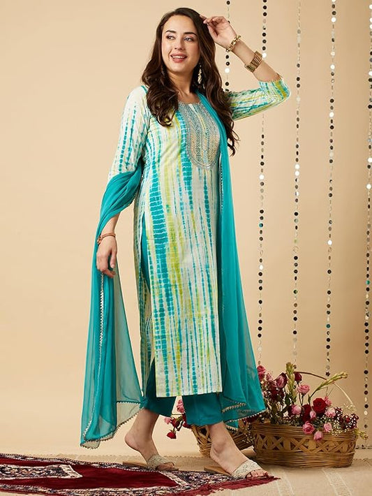 Women's Rayon Blend Straight Printed Kurta with Pant & Dupatta