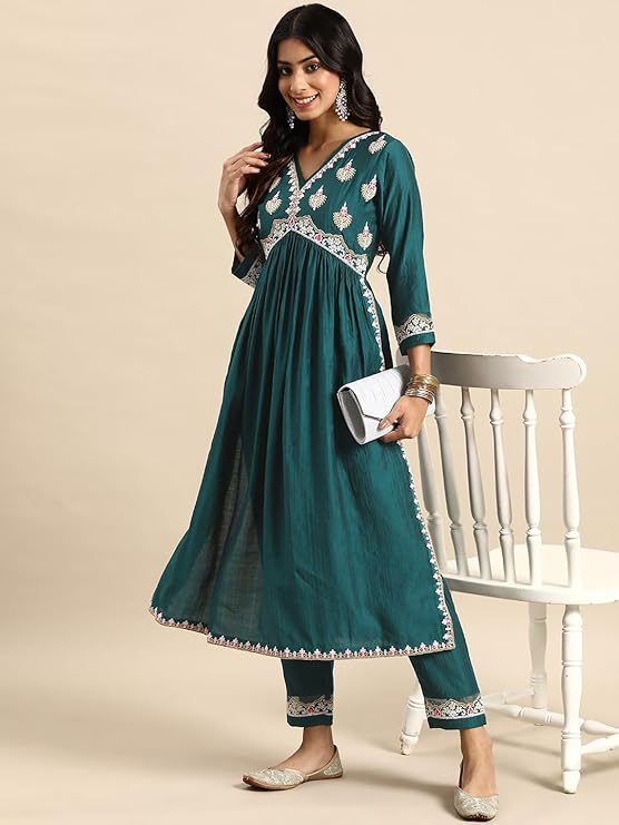 Women's Rayon Embroidered Alia Cut Regular Kurta With Pant