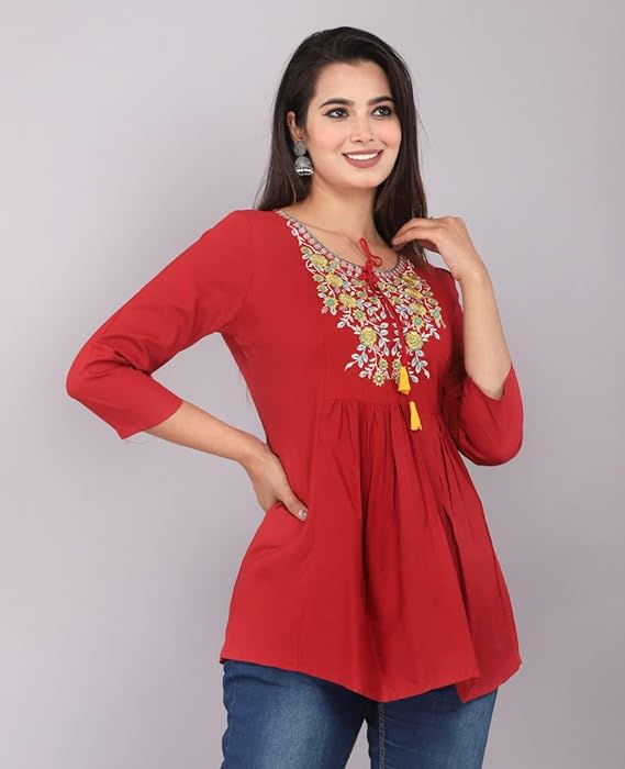 Women's Viscose Rayon Round Neck Short Kurti