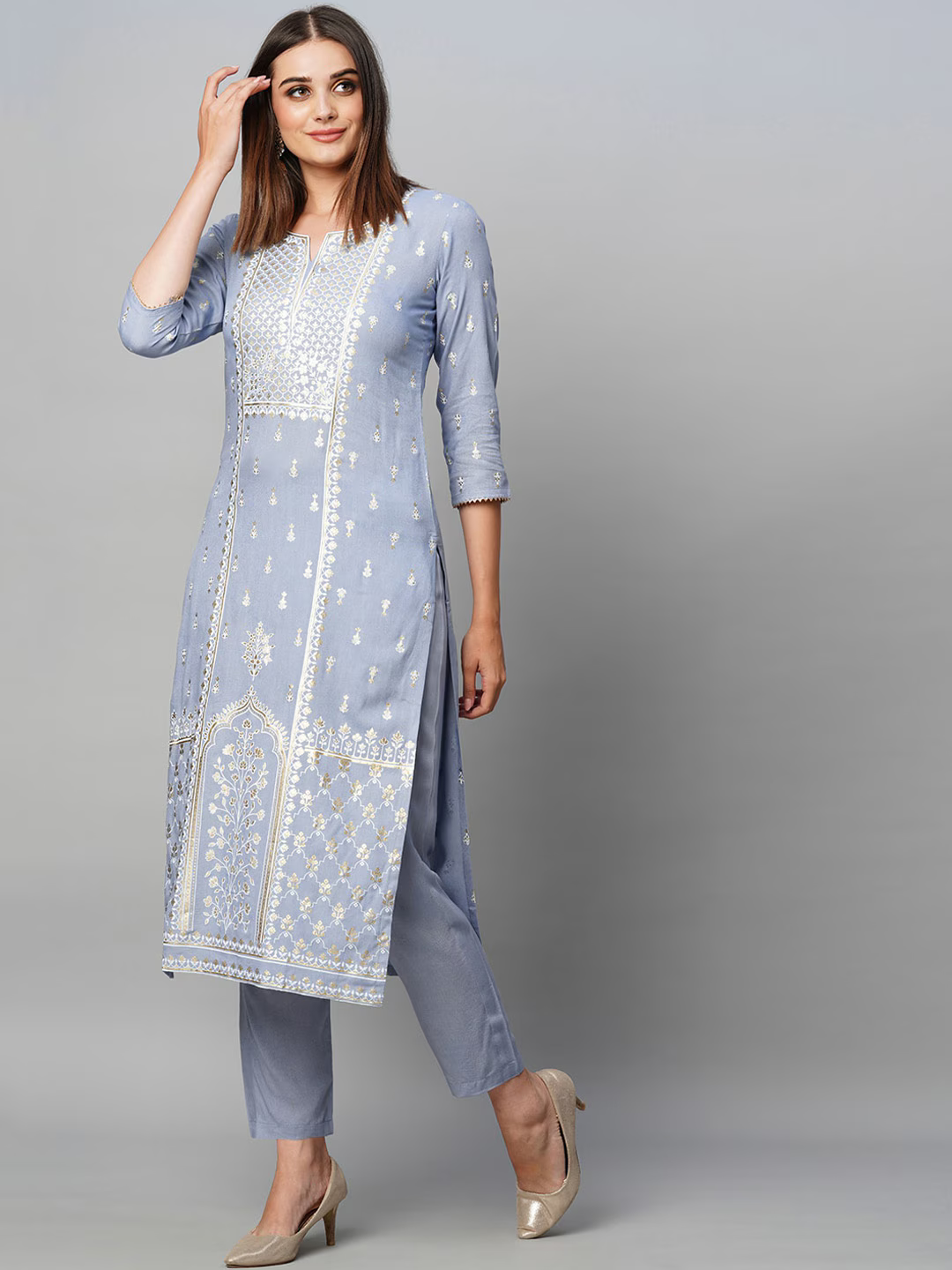 Floral Printed Kurta & Trousers With Dupatta