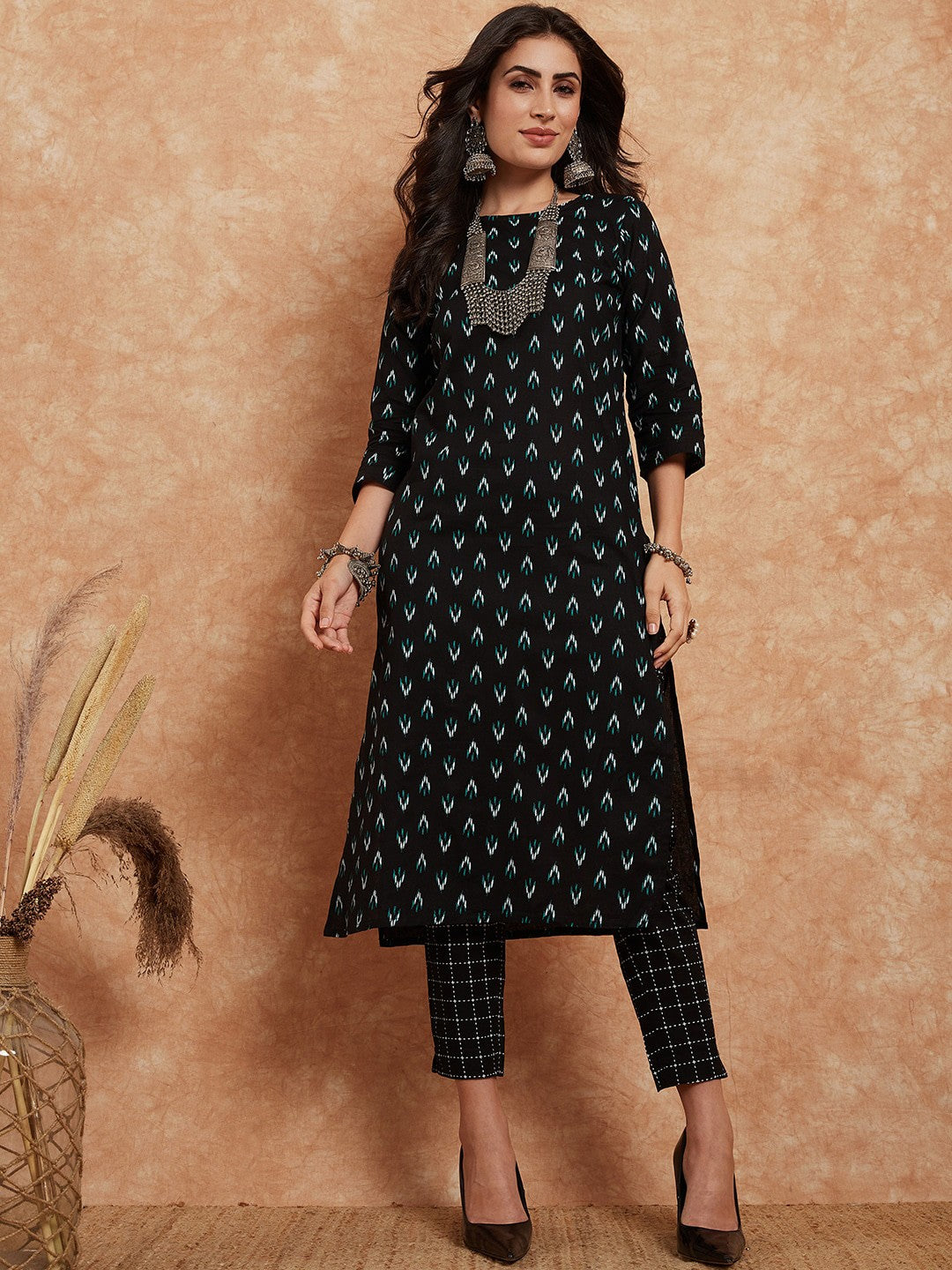 Ethnic Motifs Printed Pure Cotton Straight Kurta With Trouser