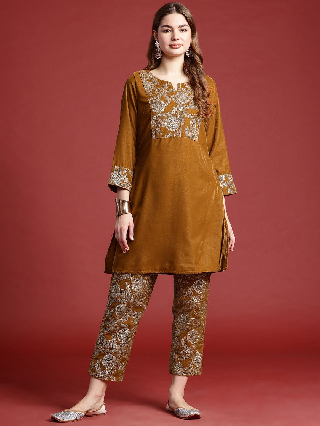 Straight Ethnic Printed Festive Kurta Set