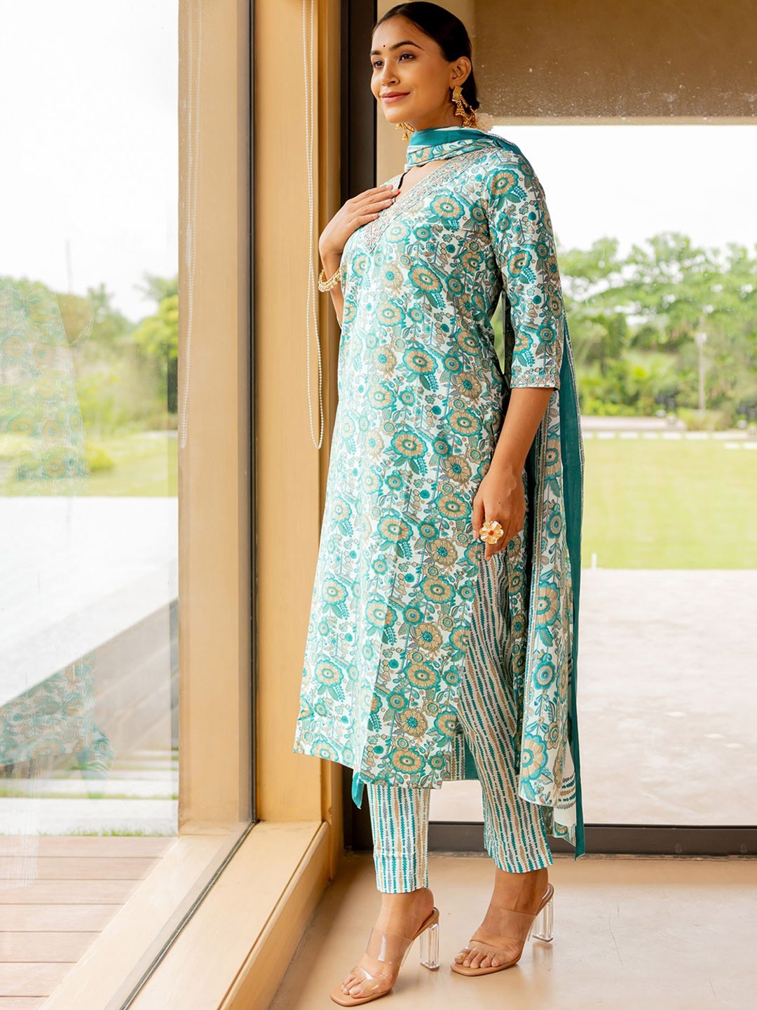 Floral Printed Sequinned Kurta with Trousers & Dupatta