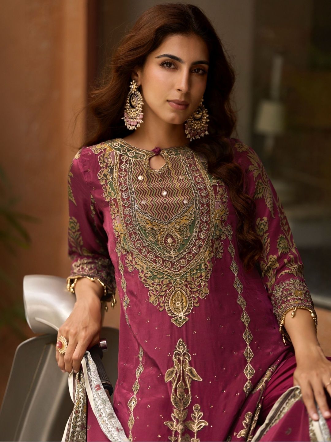 Women Ethnic Motifs Embroidered Regular Thread Work Silk Crepe Kurta with Trousers & With