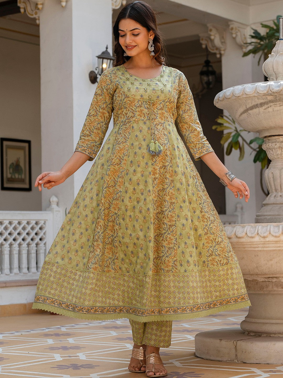 Green Floral Printed Panelled Pure Cotton Anarkali Kurta With Trousers & Dupatta