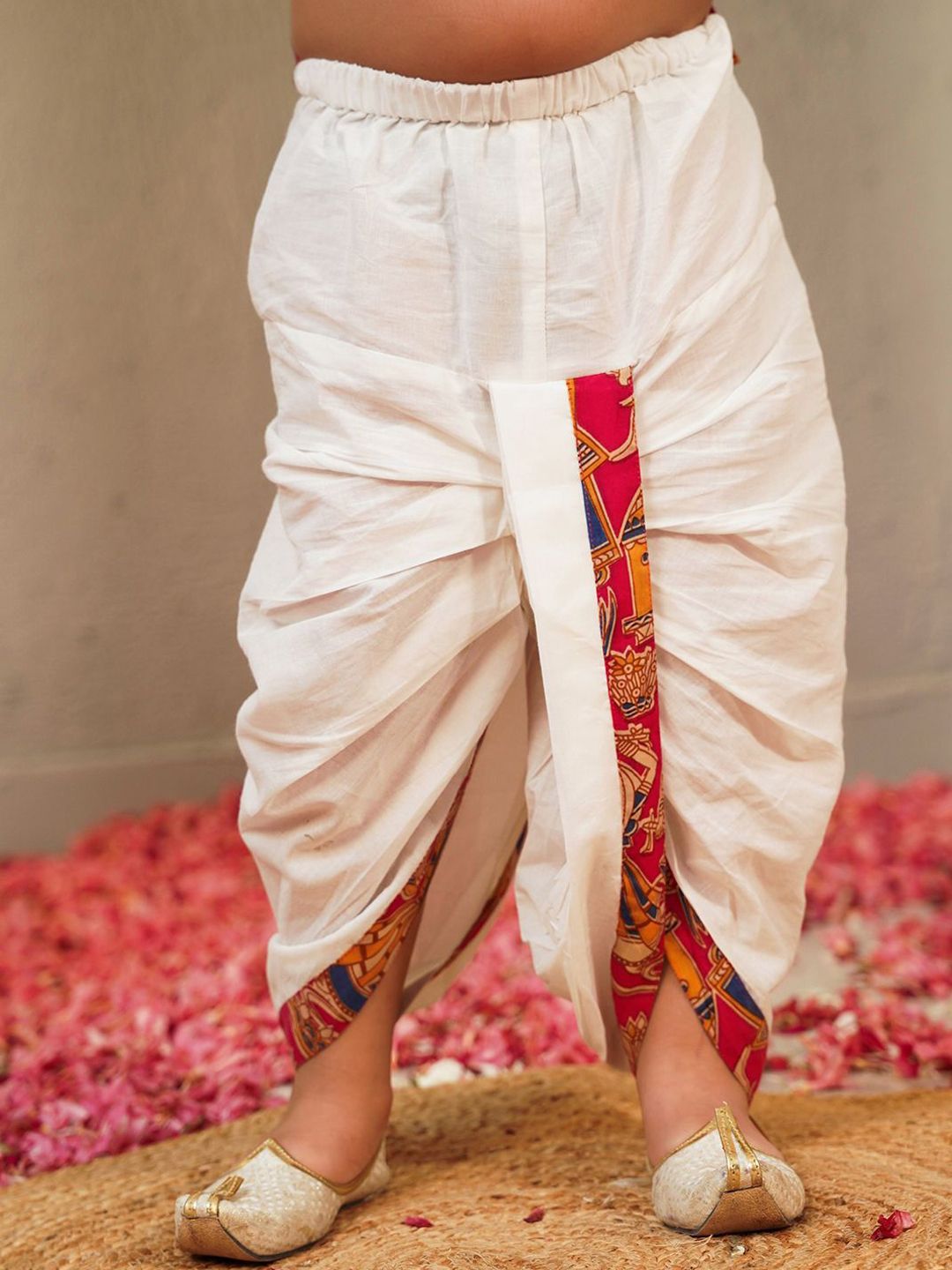 Boys Pink Ethnic Motifs Printed Pure Cotton Kurta With Dhoti Pants Set