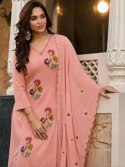 Women Floral Embroidered Regular Thread Work Raw Silk Kurta with Palazzos & With Dupatta