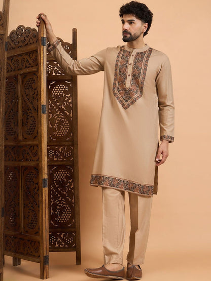 Men's Breathable Festive Jacquard Yoke Detailing Kurta With Bottom