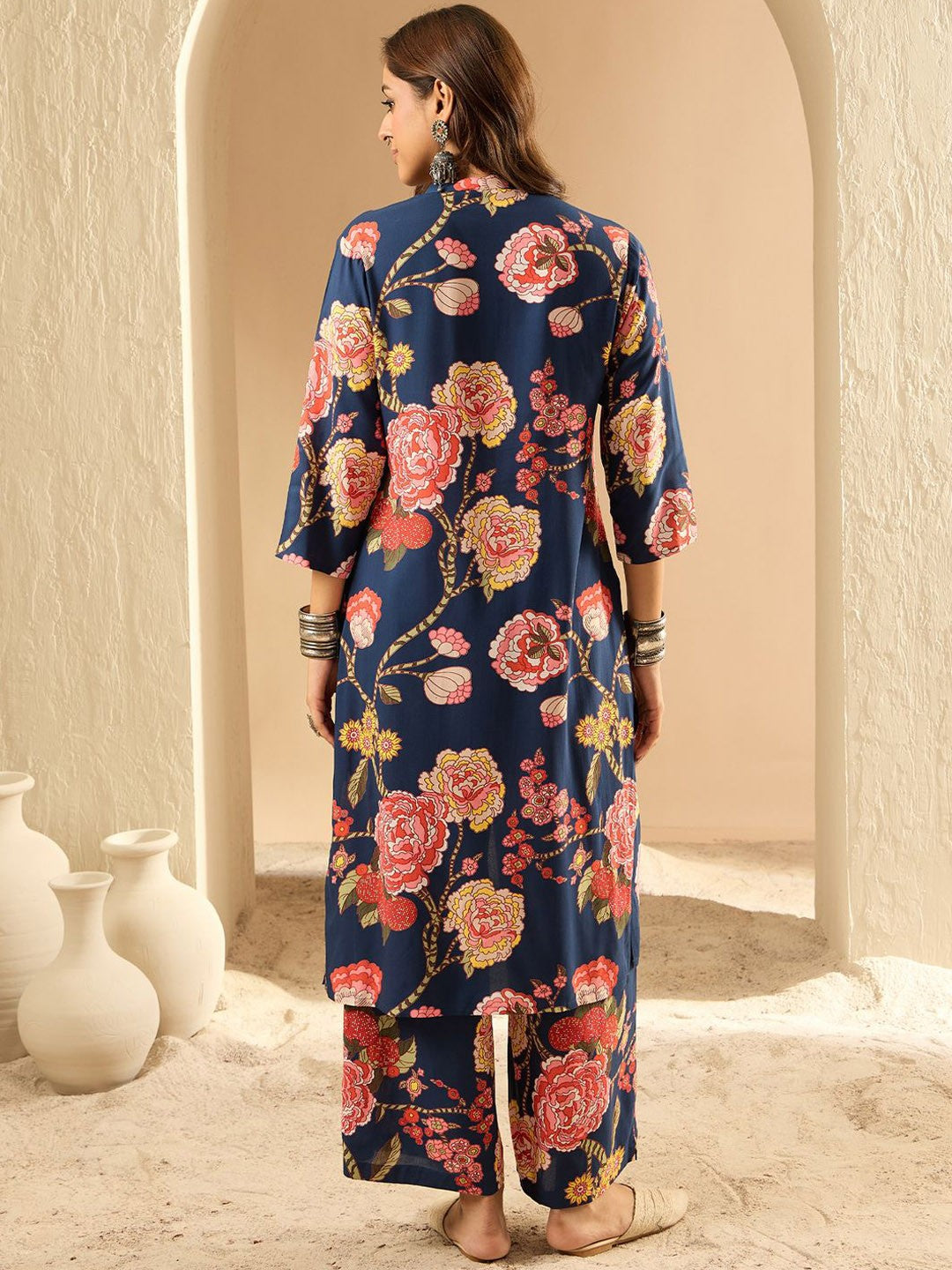 Women Floral Printed Regular Kurta with Palazzos