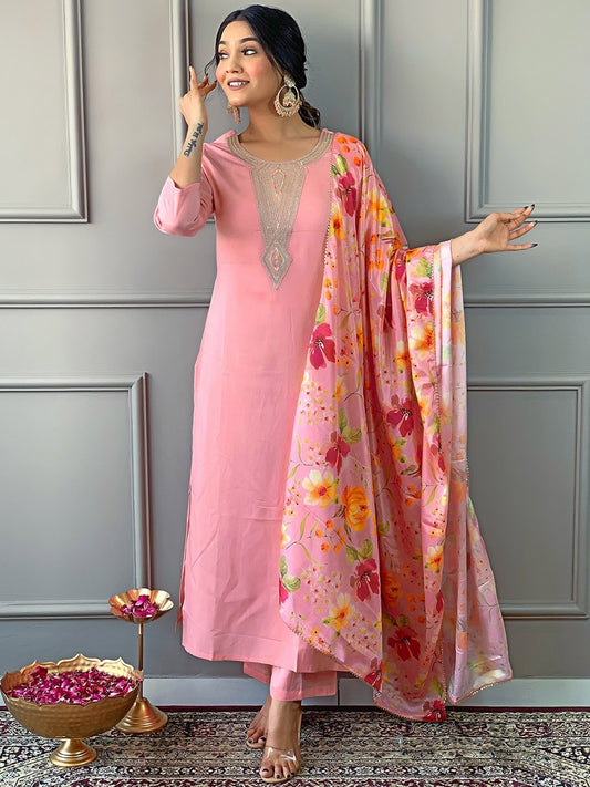 Floral Yoke Design Regular Straight Kurta With Trousers & Dupatta